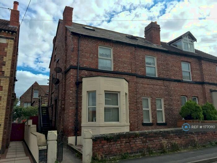 3 Bedroom Maisonette To Rent In Westmoreland Road, Wallasey, CH45