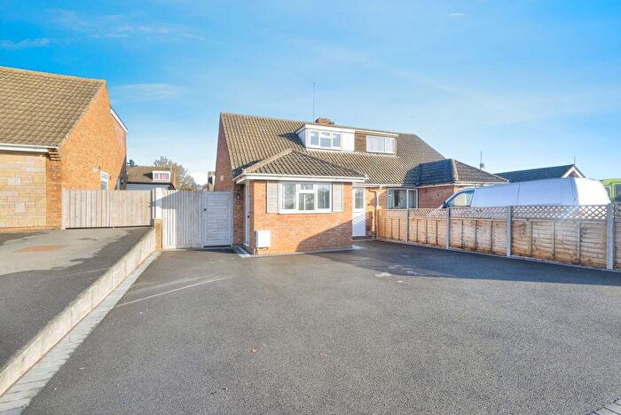2 Bedroom Semi-Detached House For Sale In Haycroft Walk, Northampton, Northamptonshire, NN2
