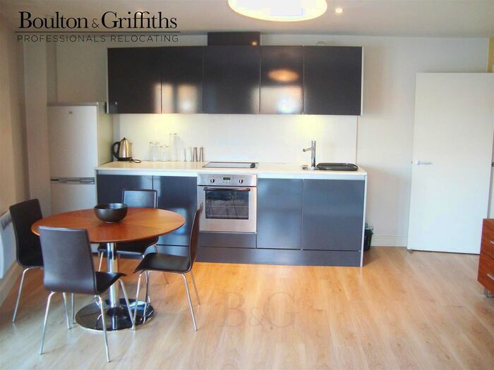 2 Bedroom Flat To Rent In Galleon Way, Bute Dock, Cardiff, CF10