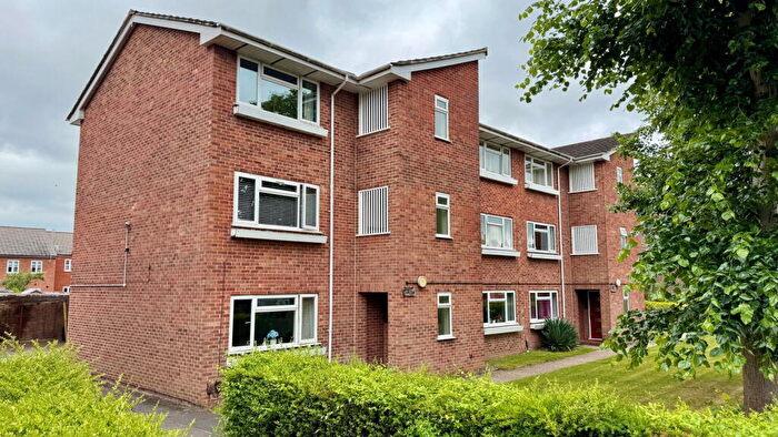 1 Bedroom Flat For Sale In Grange Court, Boundary Road, Newbury, RG14