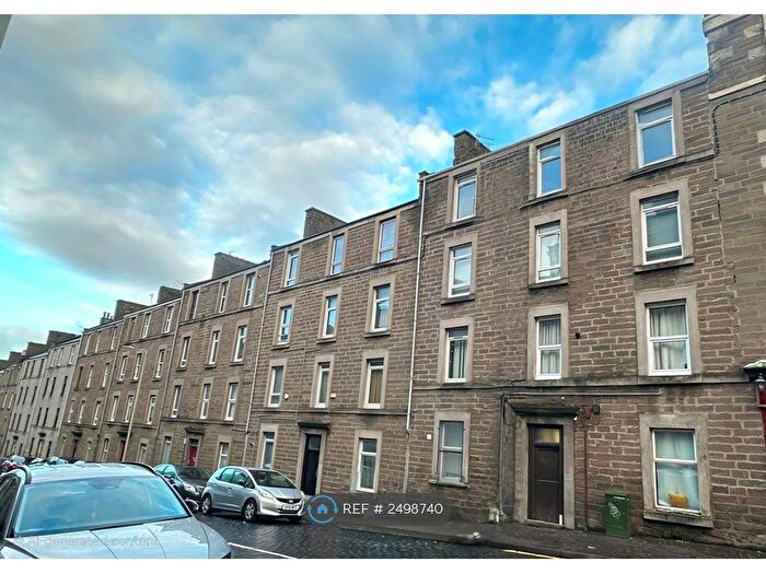 2 Bedroom Flat To Rent In Rosefield Street, Dundee, DD1