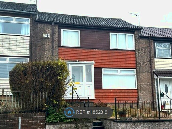 3 Bedroom Terraced House To Rent In Foxbar Drive, Paisley, PA2