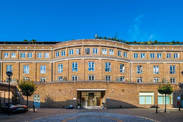 2 Bedroom Apartment To Rent In Anderson Square London, N1