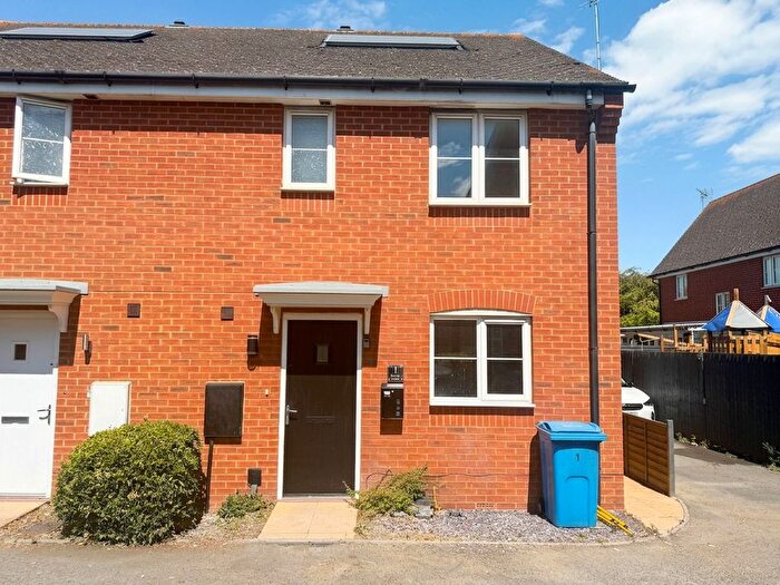 3 Bedroom Semi-Detached House To Rent In Buttercup Avenue, Minster On Sea, ME12