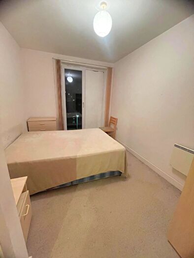 1 Bedroom Apartment To Rent In Dean Road, Manchester, Greater Manchester, M3