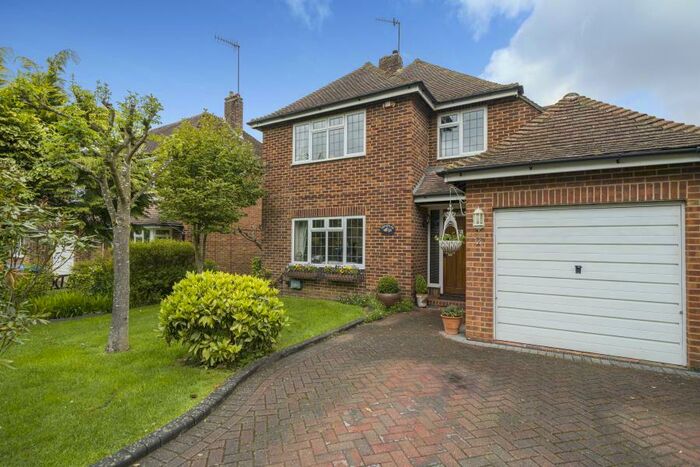4 Bedroom Detached House To Rent In Pyrford, Surrey, GU22