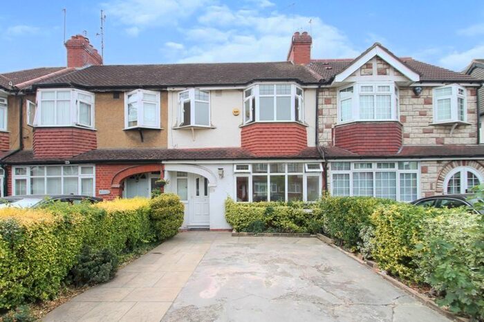 3 Bedroom Terraced House To Rent In Malden Avenue, Greenford, UB6