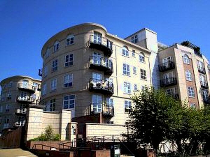 1 Bedroom Flat To Rent In - Worple Road, Wimbledon, SW19