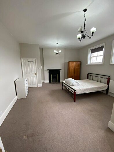 Studio To Rent In Studio Flat – The Salisbury Hotel, Green Lanes, N4