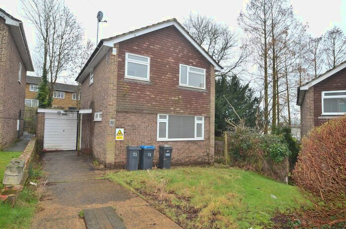 4 Bedroom Detached House To Rent In Glyn Close, South Norwood, SE25