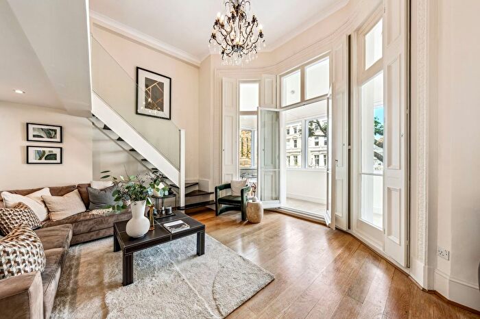 2 Bedroom Flat To Rent In Queen's Gate, London, SW7