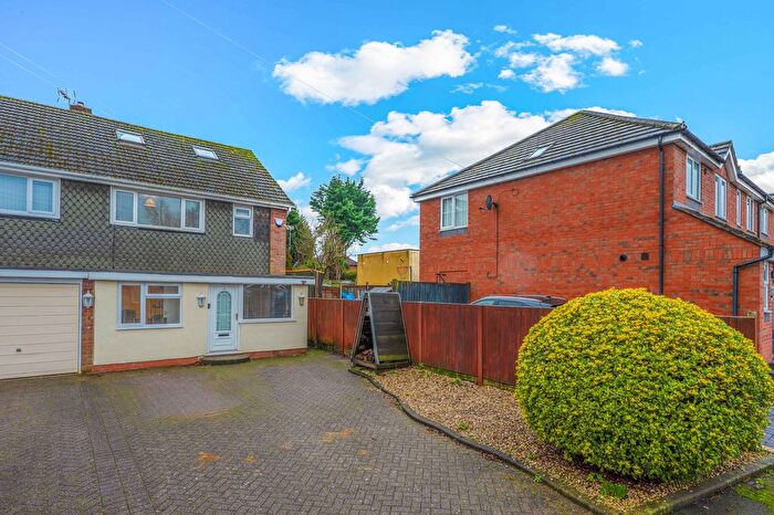 3 Bedroom Semi-Detached House For Sale In Windrush Road, Hollywood, Birmingham, B47