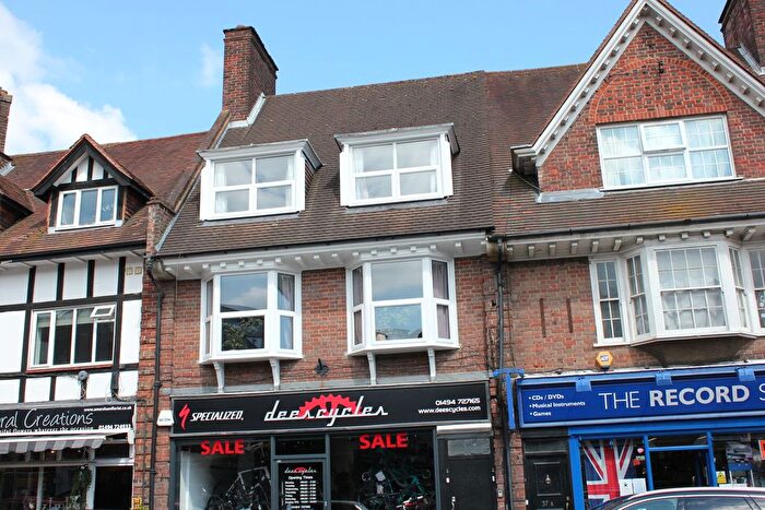 1 Bedroom Flat To Rent In Hill Avenue, Amersham, HP6