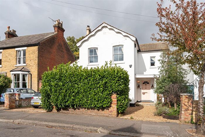 4 Bedroom Detached House For Sale In Derby Road, South Woodford, E18