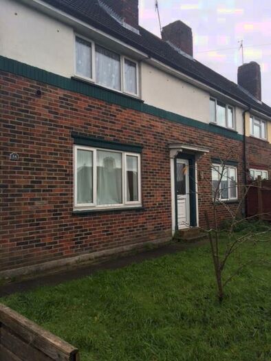 5 Bedroom Semi-Detached House To Rent In Moulsecoomb Way, Brighton, BN2