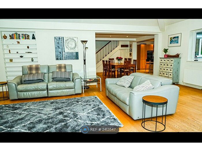 4 Bedroom Detached House To Rent In Milestone Avenue, Charvil Reading, RG10