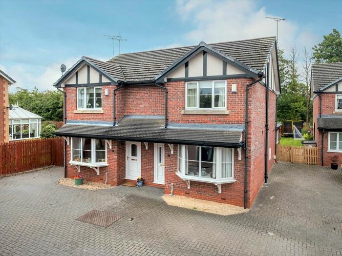 3 Bedroom Semi-Detached House For Sale In Gowy Court, Calveley, Tarporley CW6
