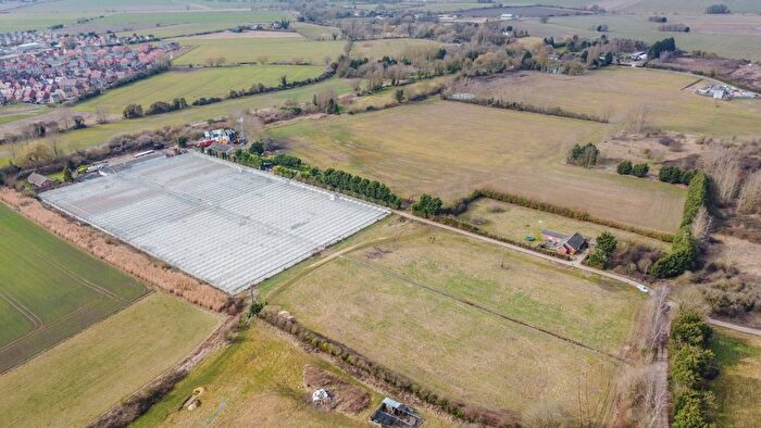 6 Bedroom Bungalow For Sale In Great North Road, Stotfold, Hitchin, Hertfordshire, SG5