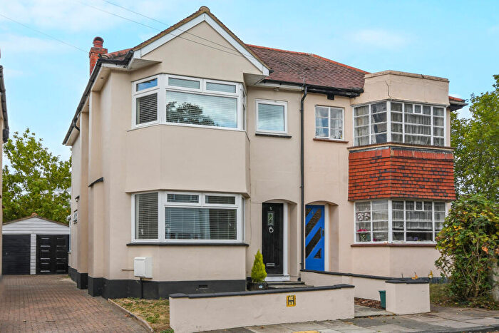 4 Bedroom Semi-Detached House For Sale In Norton Road, Chelmsford, CM1