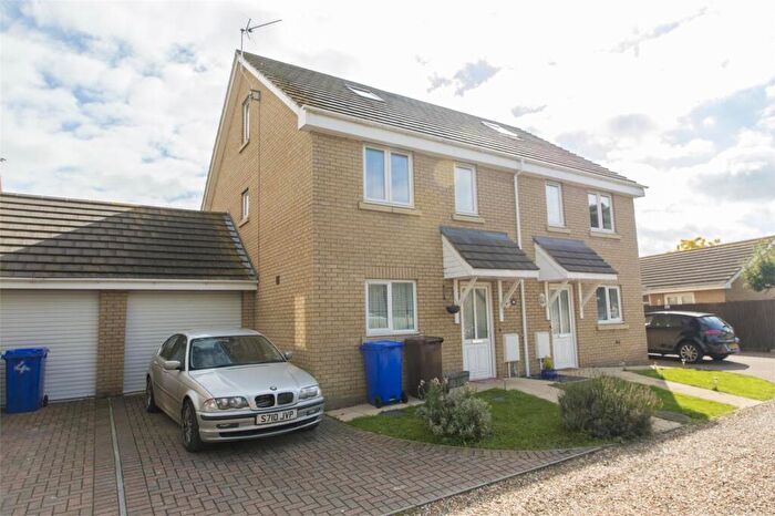 3 Bedroom Semi-Detached House To Rent In Saxon Gate, Holywell Row, IP28