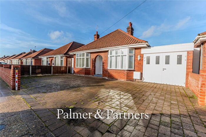 2 Bedroom Bungalow For Sale In Dales Road, Ipswich, Suffolk, IP1