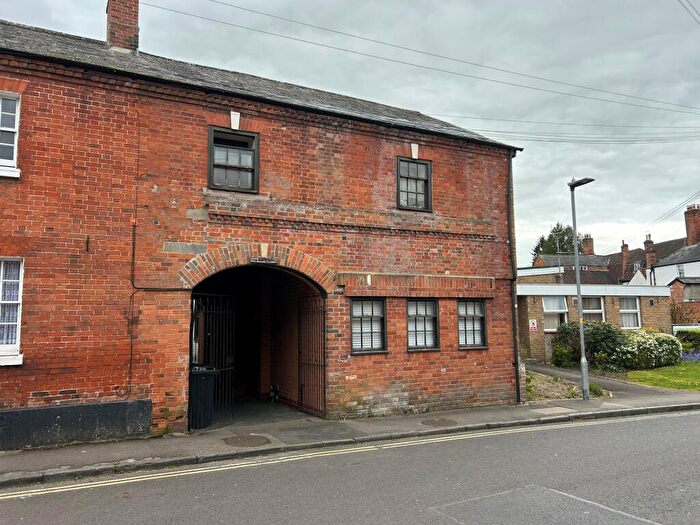 1 Bedroom House For Sale In Magpie Mews, Devizes, SN10
