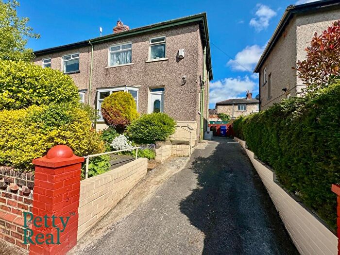 2 Bedroom House For Sale In Squire Road, Nelson, BB9