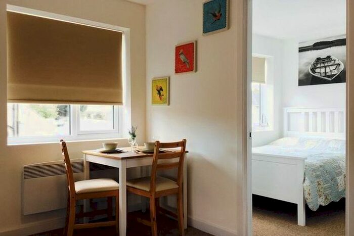 1 Bedroom Flat To Rent In Christchurch Road, Boscombe, Bournemouth, BH7