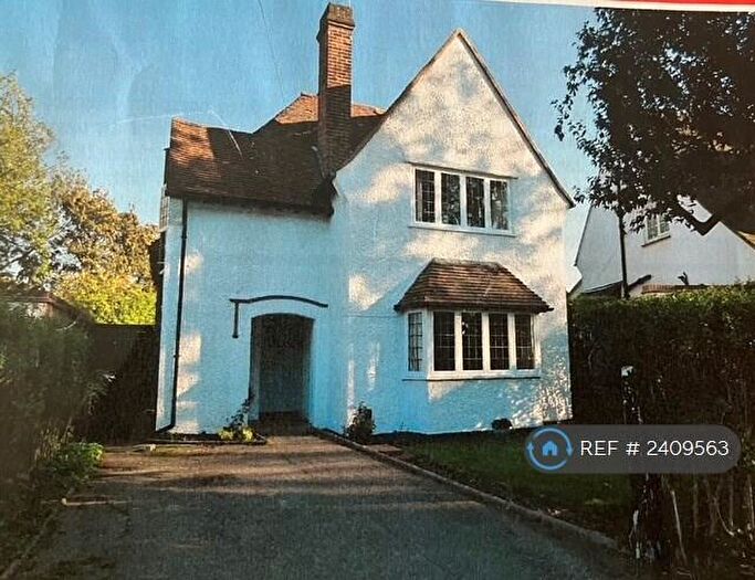 3 Bedroom Detached House To Rent In Lytton Avenue, Letchworth Garden City, SG6