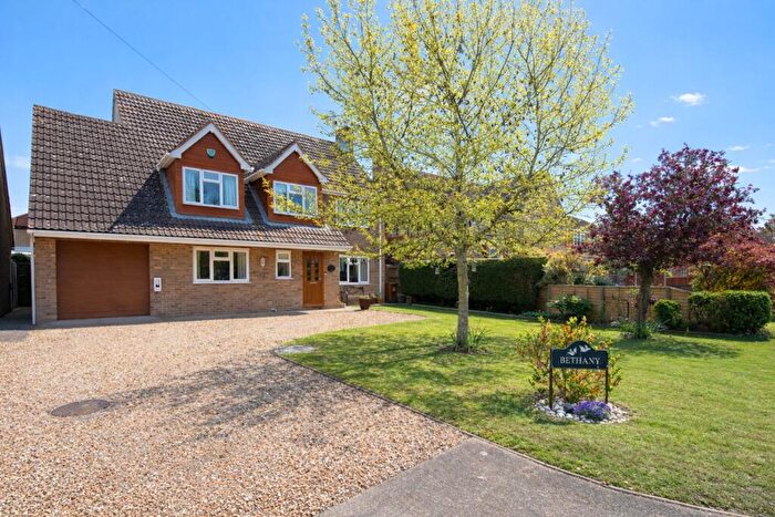 4 Bedroom Detached House For Sale In Station Road, Swineshead, Boston, Lincolnshire, PE20