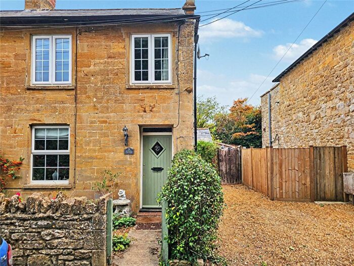 3 Bedroom End Terrace House For Sale In Compton Road, South Petherton, Somerset, TA13
