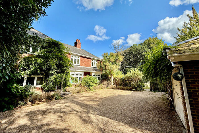 4 Bedroom Detached House For Sale In Ashley, Ringwood, Hampshire, BH24