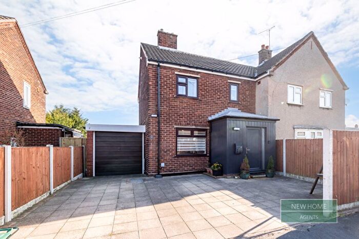 2 Bedroom Semi-Detached House For Sale In Maplewood Avenue, Garden City, Deeside, Flintshire, CH5