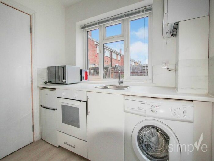 Studio To Rent In Mendip Close, Harlington, Middlesex, UB3