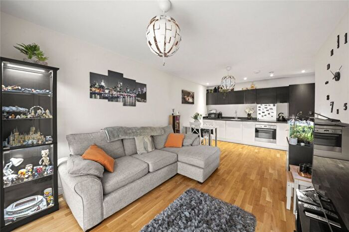 2 Bedroom Flat For Sale In Arla Place, Ruislip, HA4