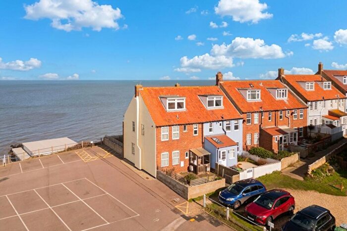6 Bedroom End Of Terrace House For Sale In Stunning Sea Views In Sheringham, NR26