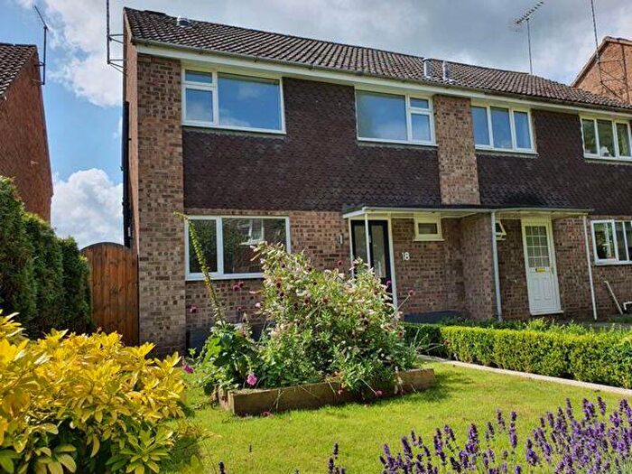 3 Bedroom Semi-Detached House To Rent In Eldersfield Close, Winchcombe, GL54