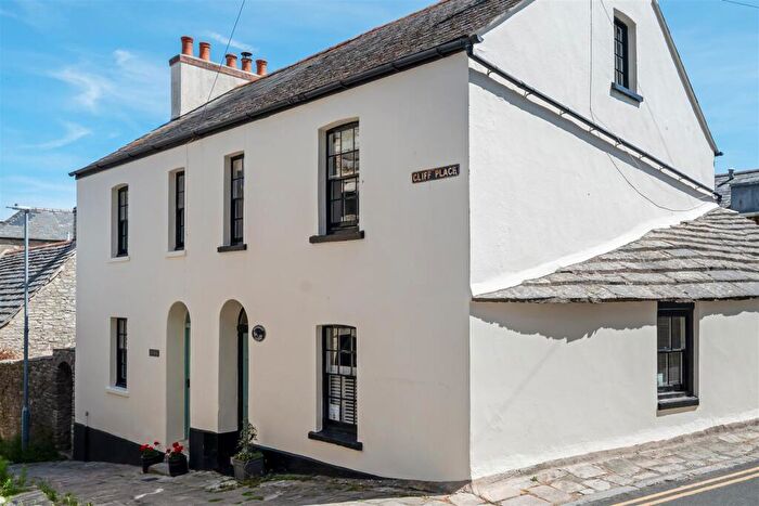 3 Bedroom Semi Detached House For Sale In Cliff Place, Swanage, BH19