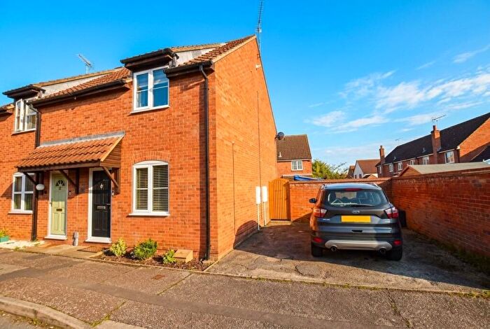 2 Bedroom Semi-Detached House For Sale In Collingwood Road, South Woodham Ferrers, CM3