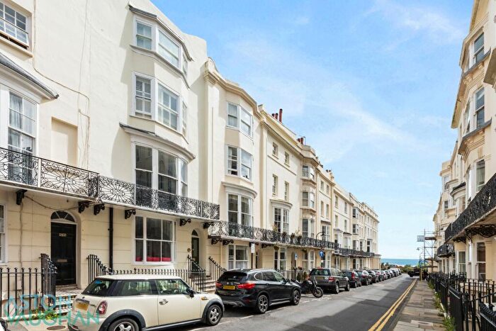 1 Bedroom Apartment To Rent In Bloomsbury Place, Brighton, BN2