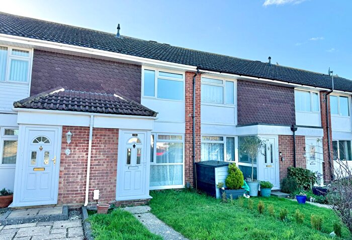 2 Bedroom Terraced House For Sale In St Francis Road, Gosport, PO12