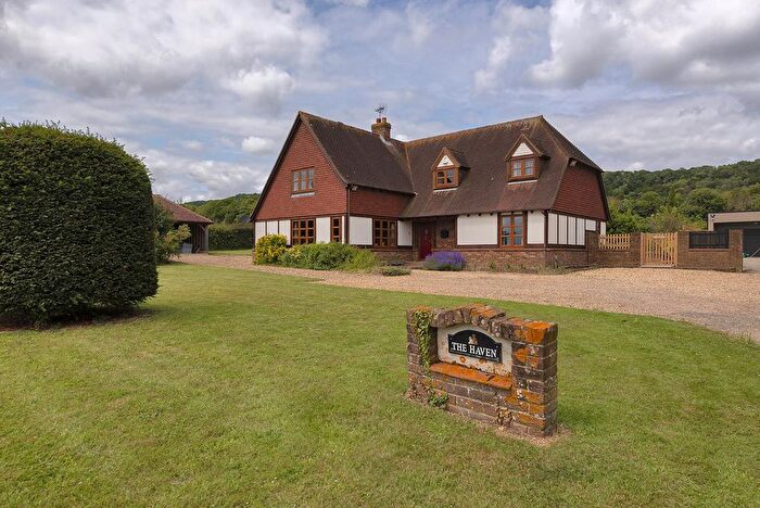 4 Bedroom Detached House For Sale In Forge Lane, Boxley, Maidstone, ME14