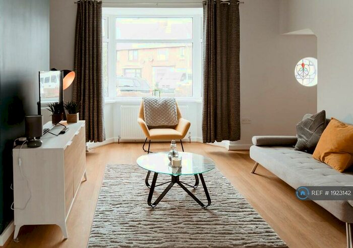 2 Bedroom Semi-Detached House To Rent In Harton House Road, South Shields, NE34