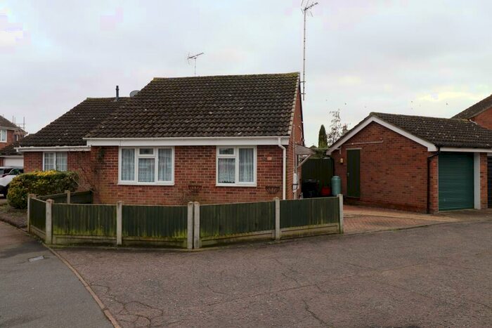 2 Bedroom Bungalow To Rent In Blake Drive, Clacton-on-Sea, CO16