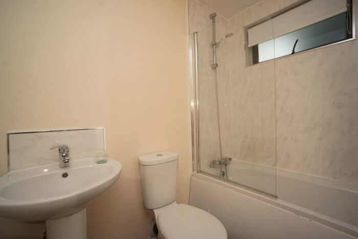 1 Bedroom Flat To Rent In City Towers, Watery Street, Sheffield, S3