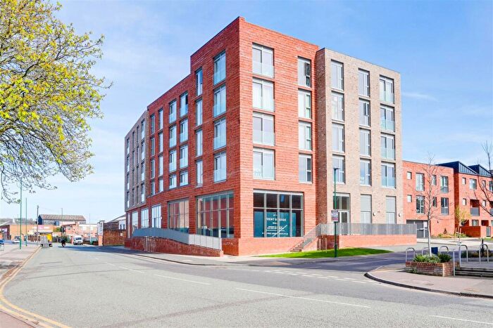 2 Bedroom Apartment For Sale In Meadow Lane, Trent Bridge Quays, Nottinghamshire, NG2
