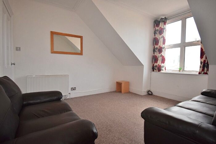 1 Bedroom Flat To Rent In Hartington Road, West End, Aberdeen, AB10