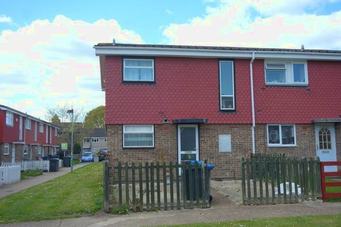 4 Bedroom End Of Terrace House To Rent In The Retreat, Surbiton, KT5