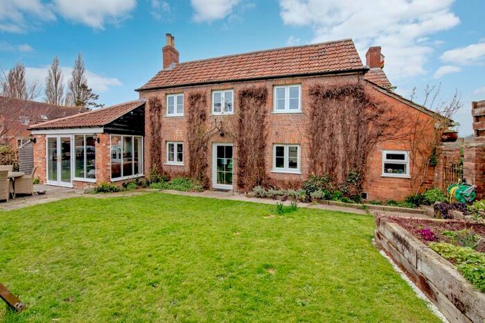 6 Bedroom Country House For Sale In Stathe Road, Burrowbridge, Bridgwater, TA7