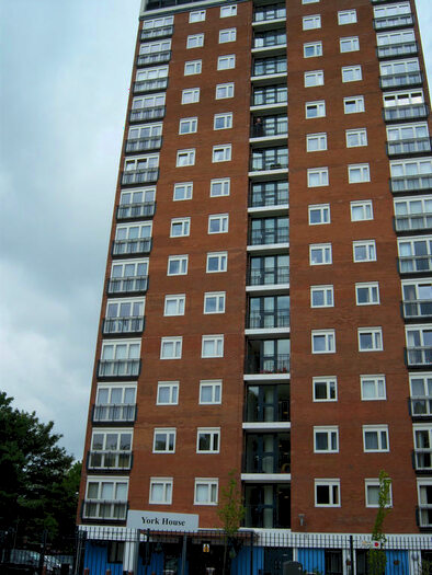 3 Bedroom Flat To Rent In Croxteth Drive, Liverpool, Merseyside, L17